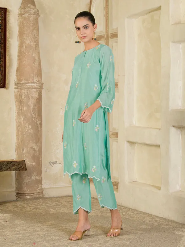 Mint_Green_Hand_Embroidered_Chanderi_Kurta_And_Pants