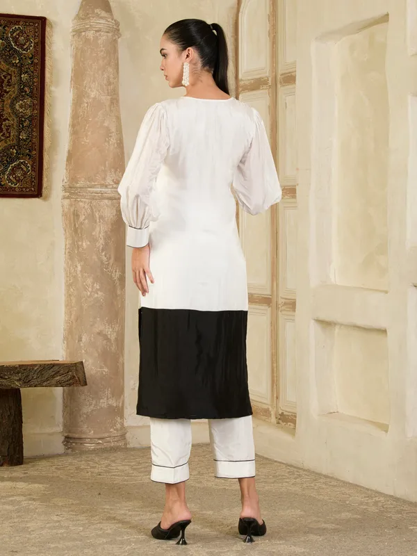 White_And_Black_Colour_Block_Kurta_And_Pants