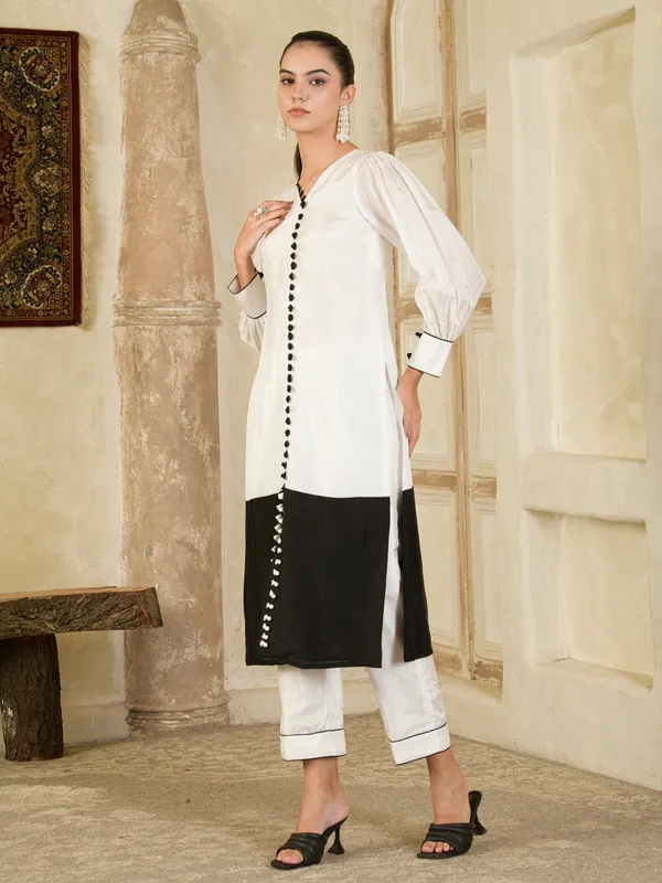 White_And_Black_Colour_Block_Kurta_And_Pants