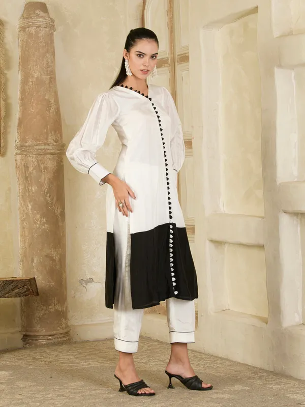 White_And_Black_Colour_Block_Kurta_And_Pants