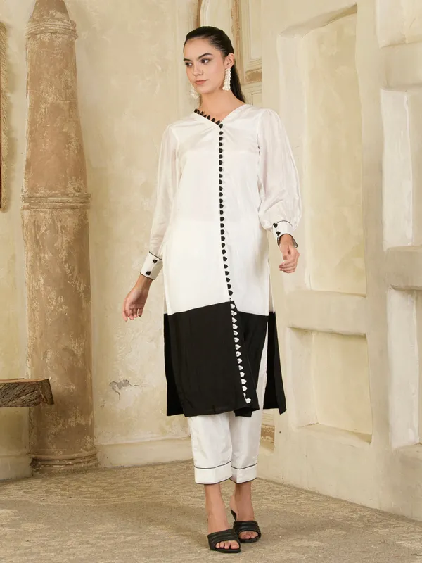White_And_Black_Colour_Block_Kurta_And_Pants