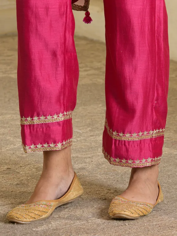 Fuchsia_Pink_Hand_Embroidered_Chanderi_Kurta_Set
