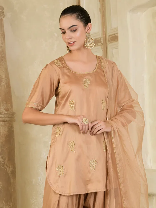 Beige_Hand_Embroidered_Farsi_Salwar_Kurta_Set
