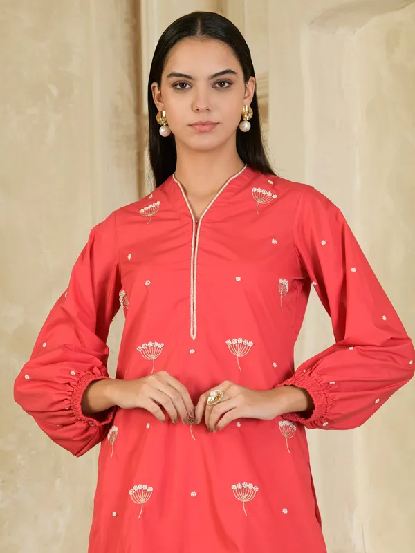 Pink_And_Beige_Hand_Embroidered_Co-Ord_Set