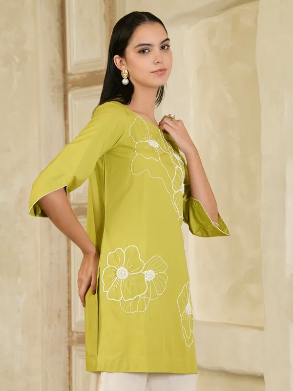 Lime_Green_And_Beige_Hand_Embroidered_Co-Ord_Set