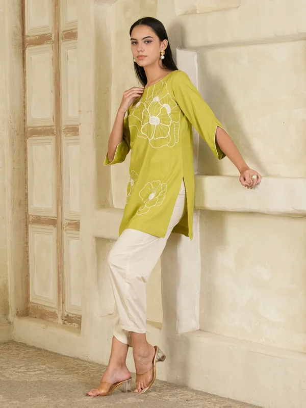 Lime_Green_And_Beige_Hand_Embroidered_Co-Ord_Set