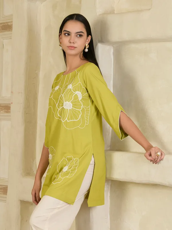 Lime_Green_And_Beige_Hand_Embroidered_Co-Ord_Set