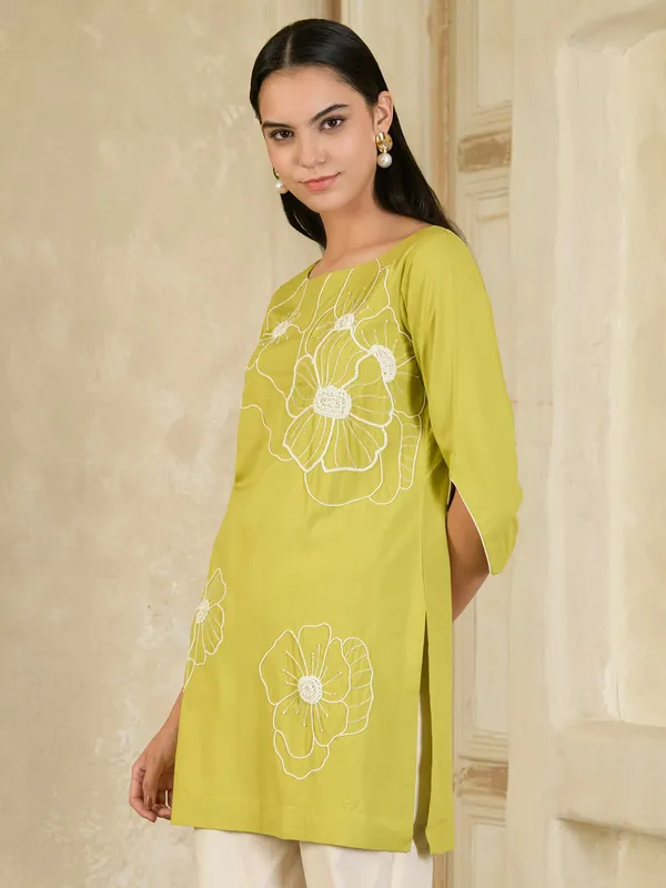 Lime_Green_And_Beige_Hand_Embroidered_Co-Ord_Set