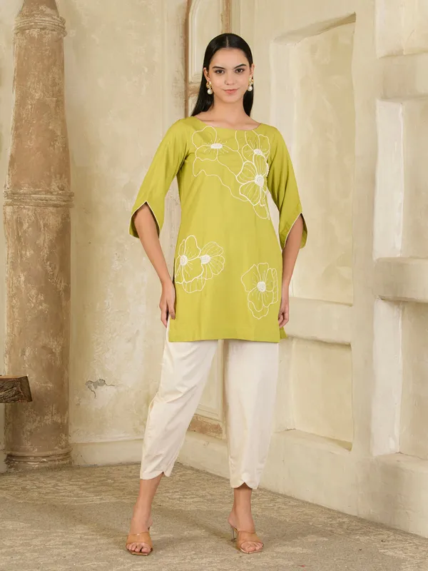 Lime_Green_And_Beige_Hand_Embroidered_Co-Ord_Set