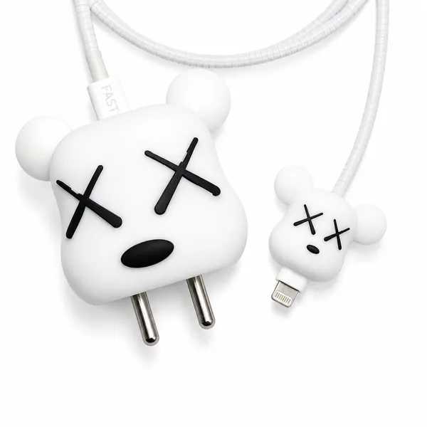 Bear_Face_Silicone_Coin_Pouch_White_Compact_Zip_Closure-_Only_for_Iphone_(18-20_Watt_Charger)