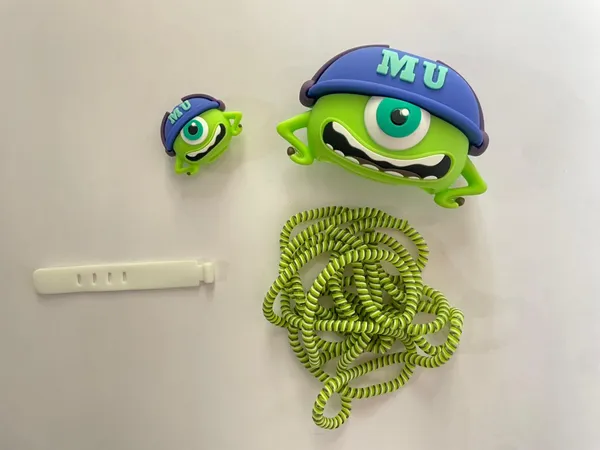 Green_One_Eyed_Monster_Silicone_Cable_Protector_Set_Of_4-_Only_for_Iphone_(18-20_Watt_Charger)