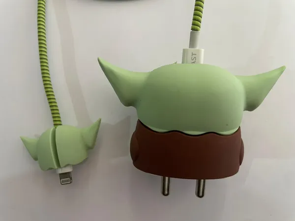 Green_Character_Silicone_Cable_Protector_Set_Of_4-_Only_for_Iphone_(18-20_Watt_Charger)