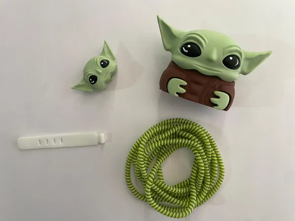 Green_Character_Silicone_Cable_Protector_Set_Of_4-_Only_for_Iphone_(18-20_Watt_Charger)
