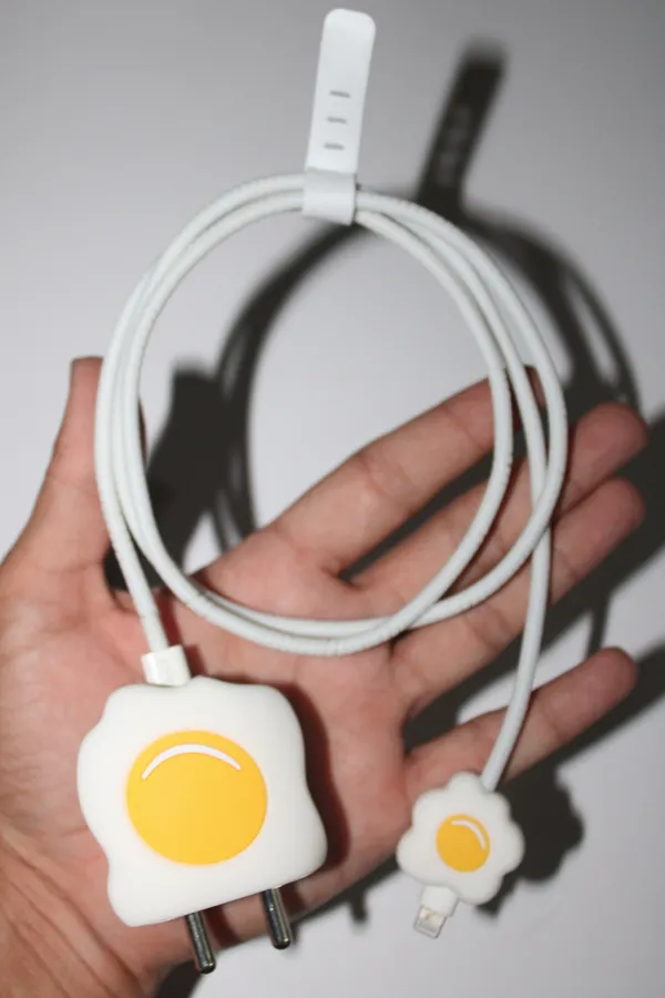 Yellow_Fried_Egg_Silicone_Cable_Protector_Set_Of_4-_Only_for_Iphone_(18-20_Watt_Charger)