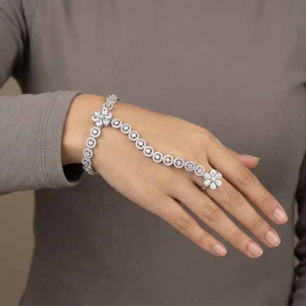 Multicolor_Alloy_&_Crystal_Hand_Chain_Bracelet_For_Women