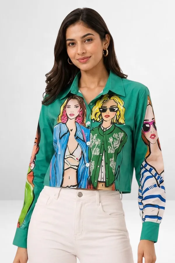 Fashionista_Graphic_Crop_Shirt