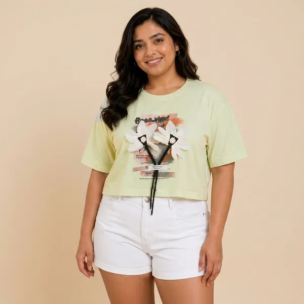 Graphic_3D_Flower_T-Shirt