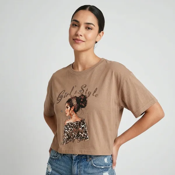 Irl_Style_Graphic_Crop_T-Shirt