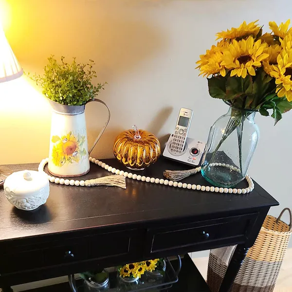 Wooden_Bead_Garland_With_Tassels