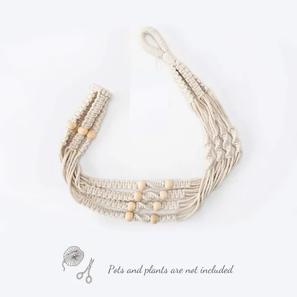 Macrame_Plant_Hanger_With_Wood_Beads
