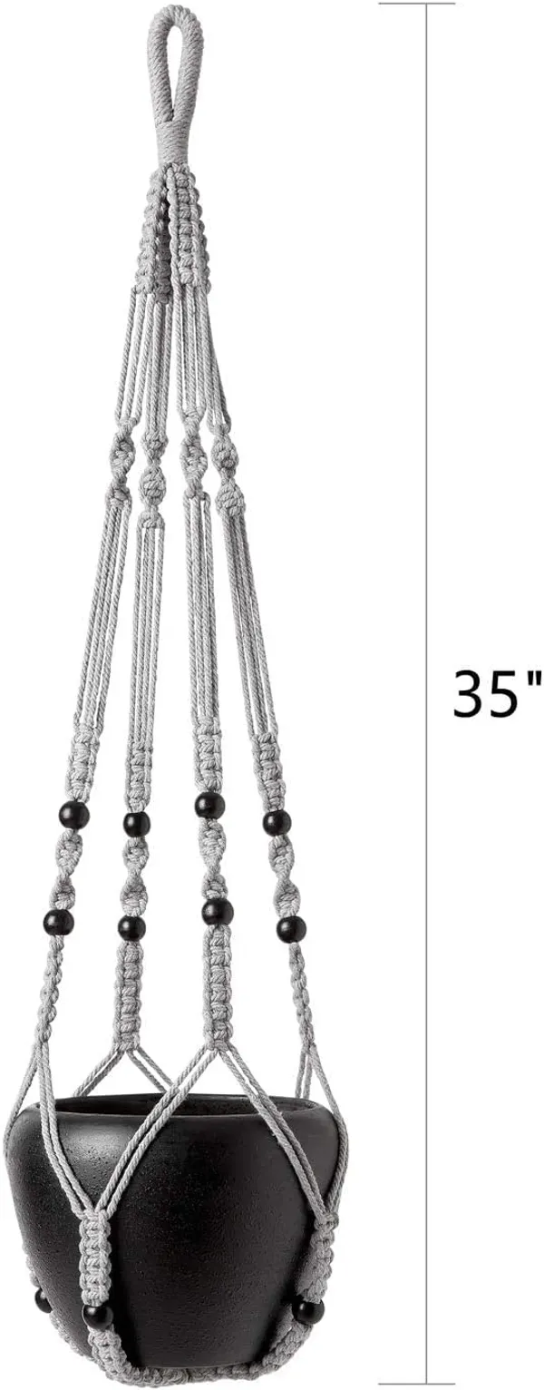 Macrame_Plant_Hanger_With_Wood_Beads