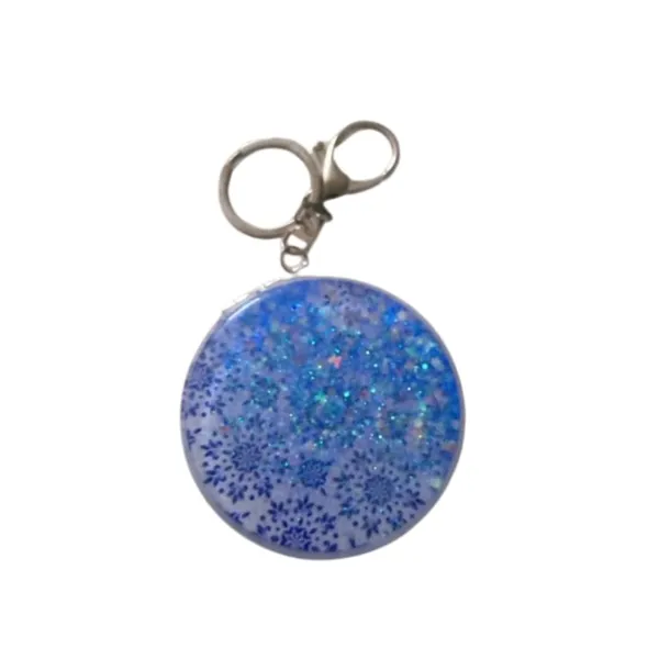 Resin_Keychain_With_Magnifying_Glass