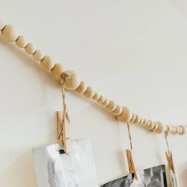 Wood_Bead_Photo_Display_Garland_|_4Ft_Boho_Wall_DÃ©cor