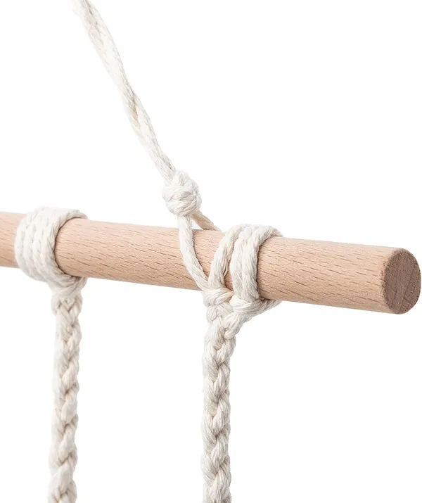 Macrame_Photo_Display_Wall_Hanging_|_Boho_Picture_Holder