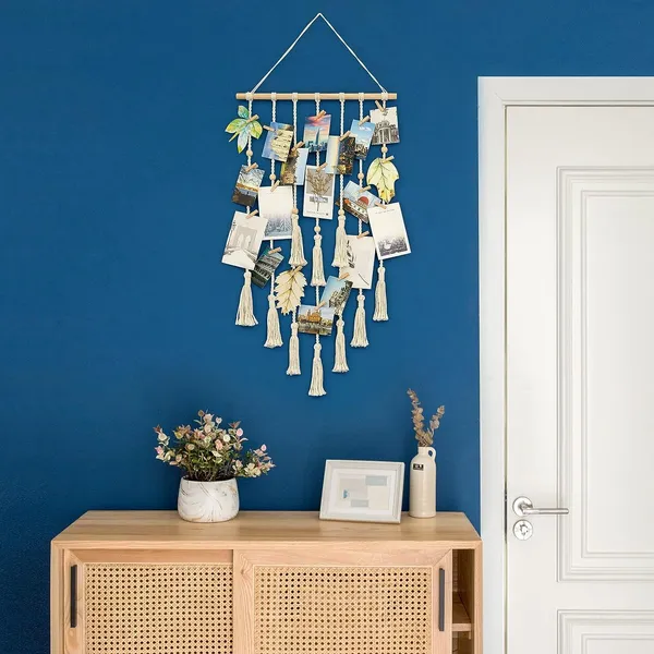Macrame_Photo_Display_Wall_Hanging_|_Boho_Picture_Holder