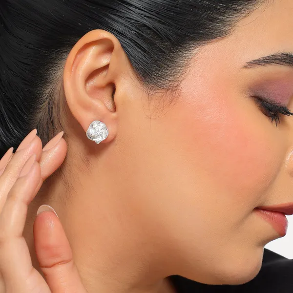 Ria_Silver_Diamond_Stud_Earrings