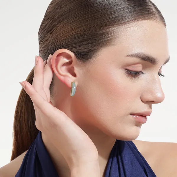 Lumi_Golden_Huggies_Earrings