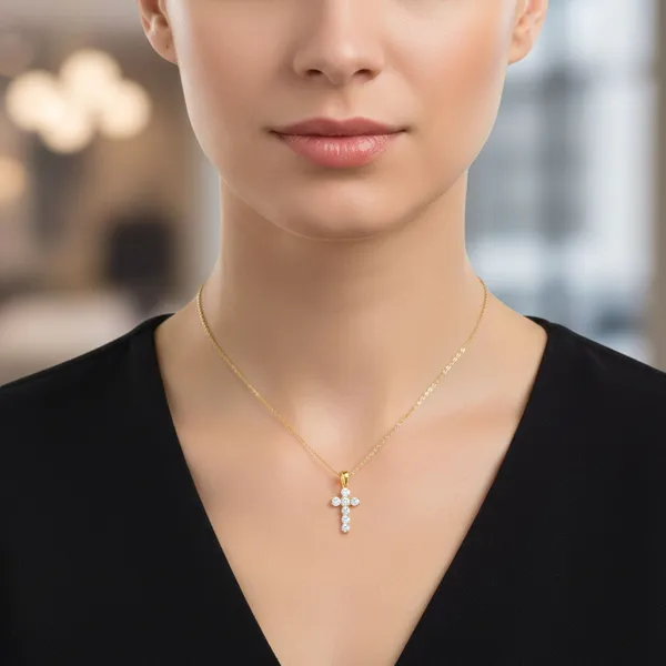 Nora_Golden_Diamond_Pendant