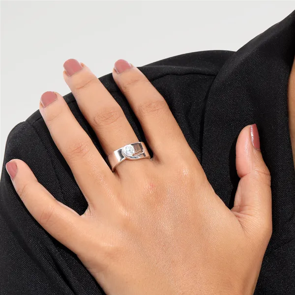 Loe_Silver_Diamond_Adjustable_Ring