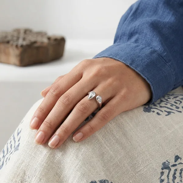 Zoe_Silver_Diamond_Adjustable_Ring