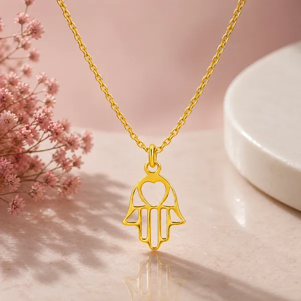 Zoe_Golden_Hamsa_Necklace