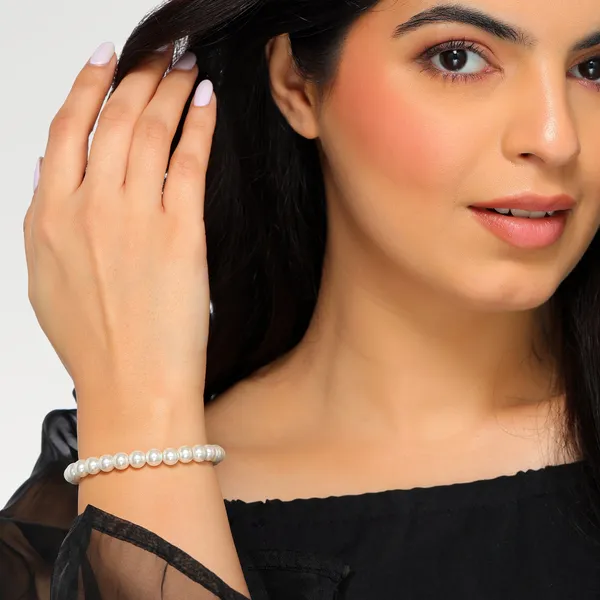 Elin_Golden_Pearl_Bracelets