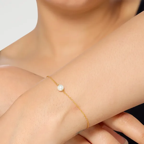 Esha_Golden_Pearl_Bracelets