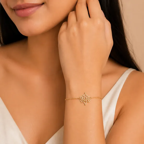 Oira_Golden_Bracelet