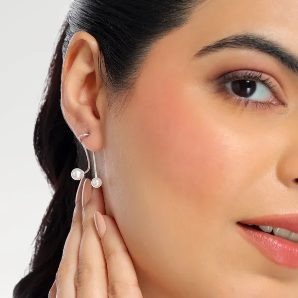 Sia_Silver_Pearl_Earrings