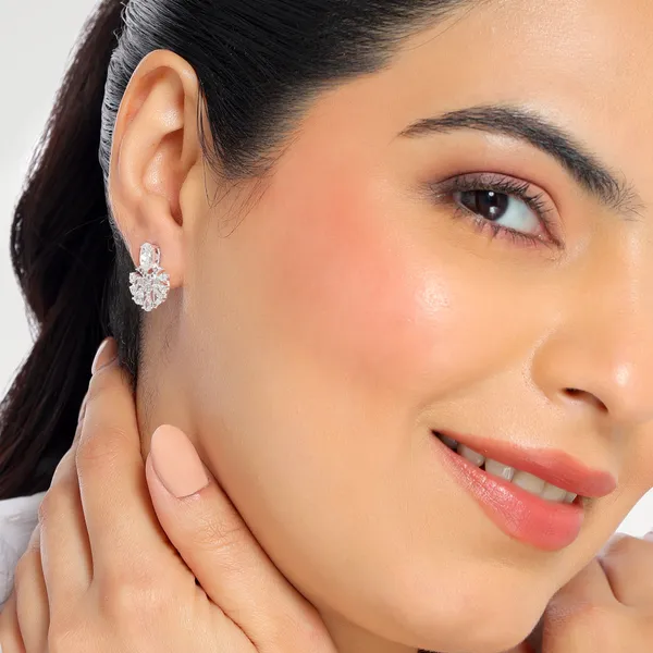 Jela_Silver_Stud_Earrings