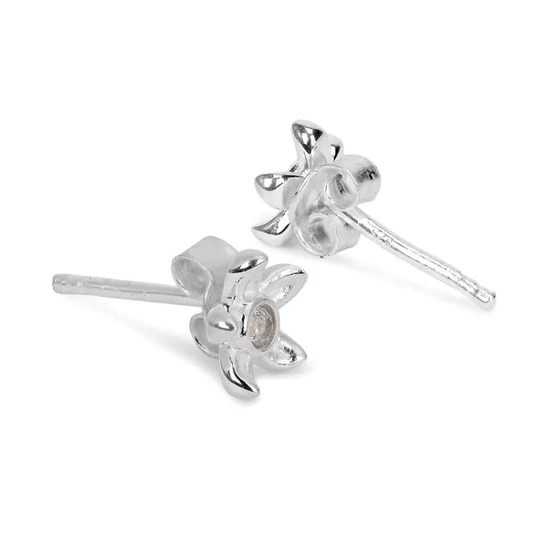 Kate_Silver_Flower_Earrings