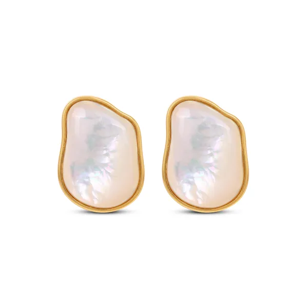 Roe_Golden_Shell_Pearl_Earrings