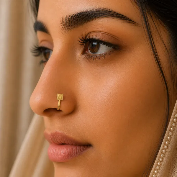 Jaba_Golden_Nose_Pin