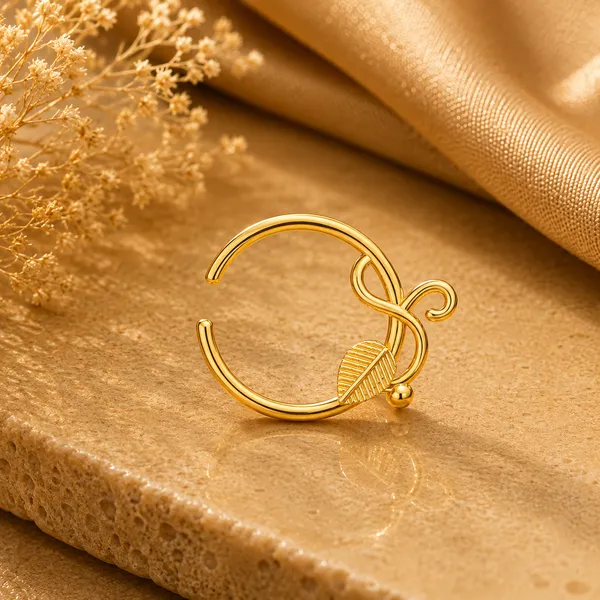 Akea_Golden_Nose_Pin