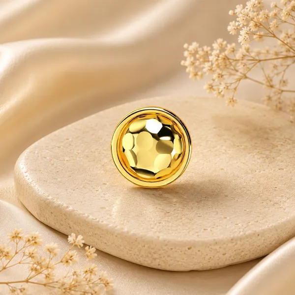 Evia_Golden_Nose_Pin