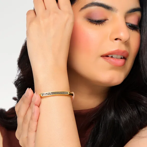 Ruby_Golden_Black_Spinel_Bangle