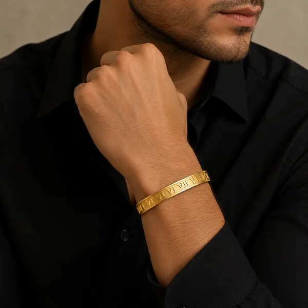 Jett_Golden_Bangle_Bracelet