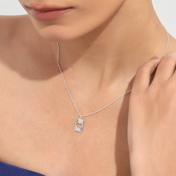 Lucy_Silver_Heart_Necklace