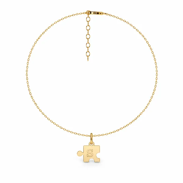 Dova_Golden_Alphabetical_Necklace_Set