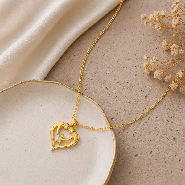 Iria_Golden_Necklace